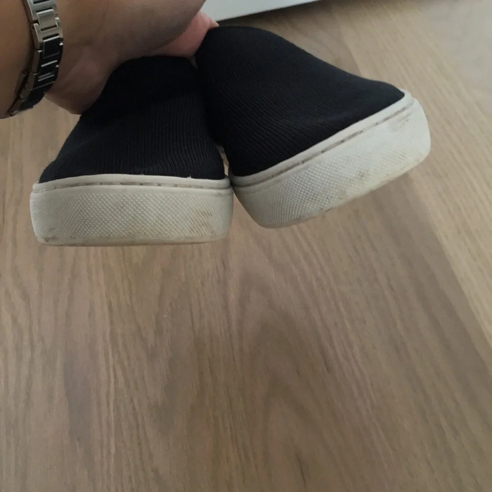 Rothy’s The Original Slip On Sneakers size 5